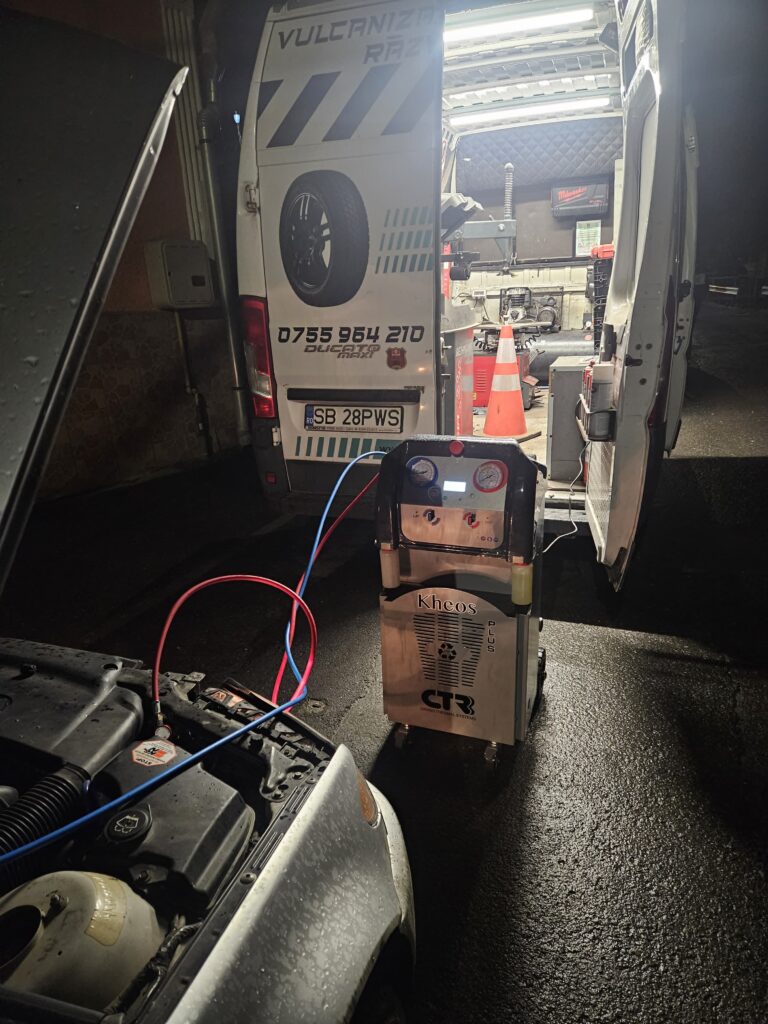 Interventie Incarcare Freon Clima Auto la domiciliul Clientului